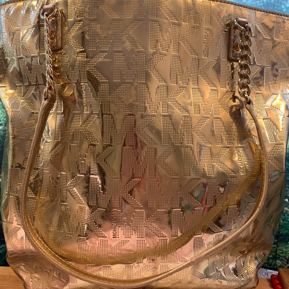 Mk purse